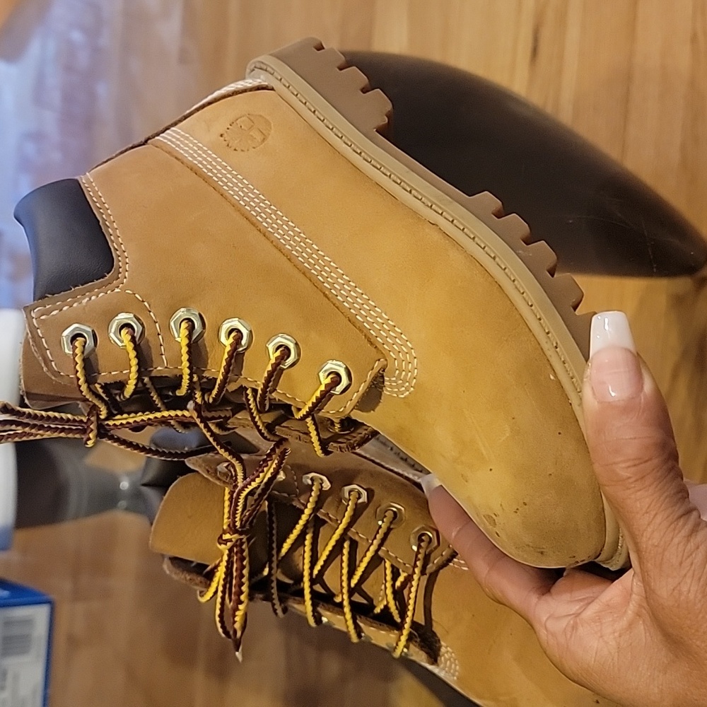 Timberland - Picture 4 of 7